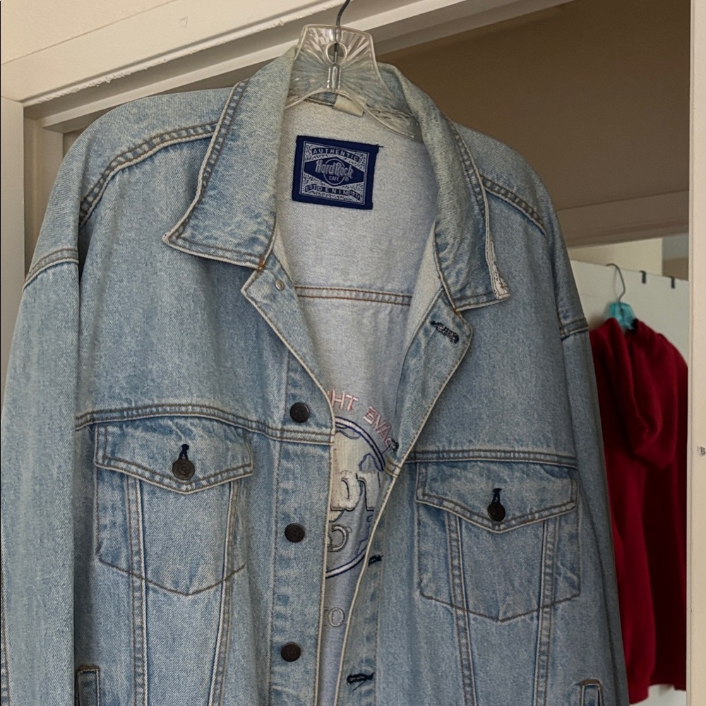 London - Hard Rock Cafe Light Blue Jean Jacket